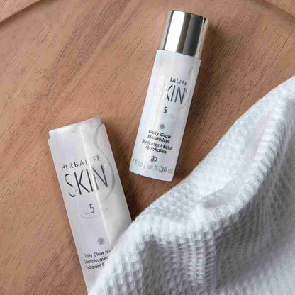 קרם לחות עם הגנה SPF30 – SKIN
